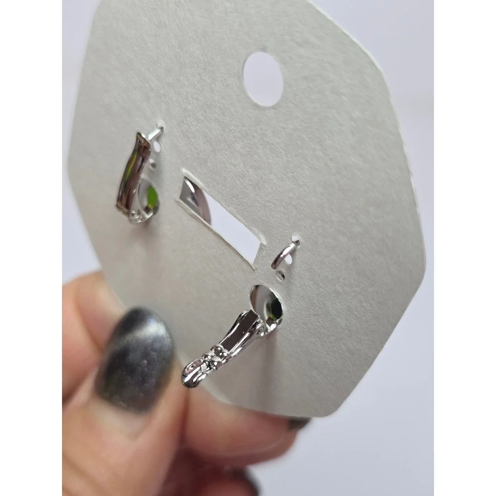 NEW SwarovskiElements Lt Siam/Red Round Leverback Earrings 15mmPlatinum Plated